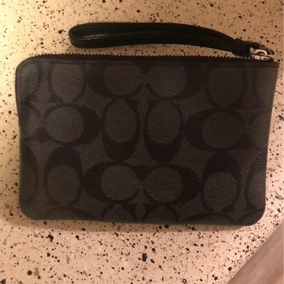 COPY - Coach coin purse,like new barely used - Picture 2 of 2